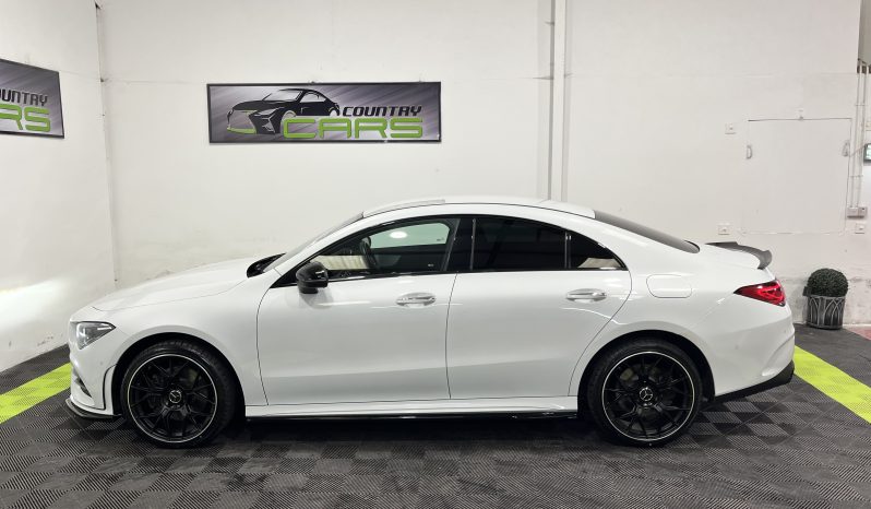 
								2023 Mercedes CLA 250e AMG Line Premium 8G full									