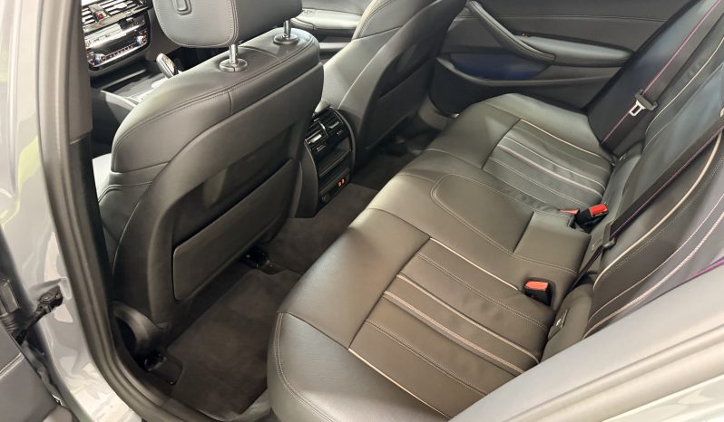 
								2023 BMW 530e M Sport Touring LCI Automatic full									