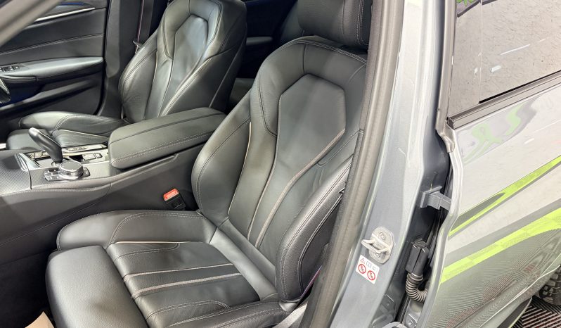
								2023 BMW 530e M Sport Touring LCI Automatic full									
