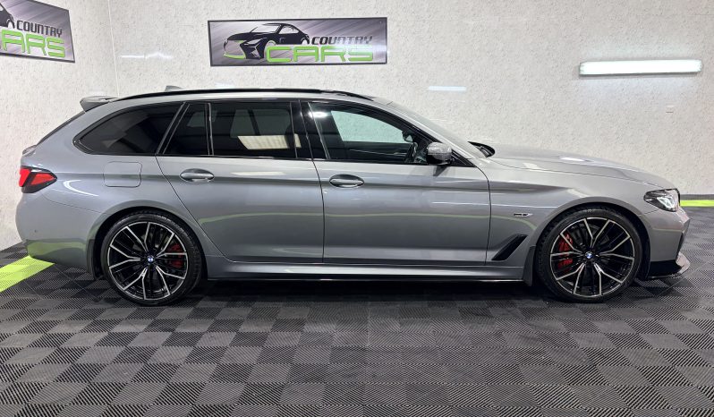 
								2023 BMW 530e M Sport Touring LCI Automatic full									