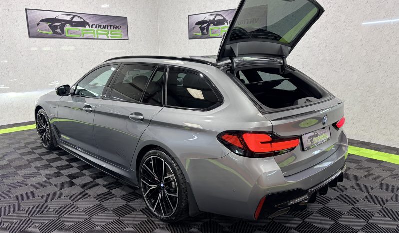 
								2023 BMW 530e M Sport Touring LCI Automatic full									