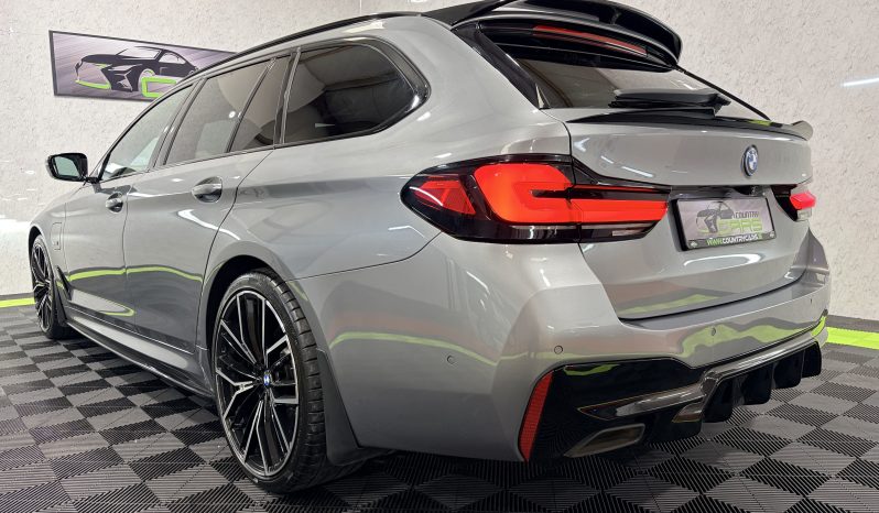 
								2023 BMW 530e M Sport Touring LCI Automatic full									