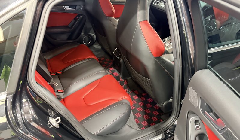 
								2013 Audi S4 3.0 V6 TFSI Quattro full									