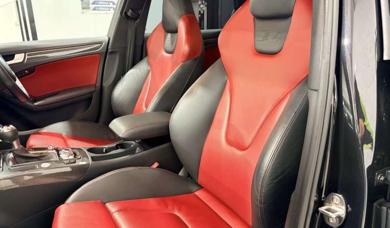 
								2013 Audi S4 3.0 V6 TFSI Quattro full									