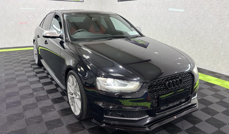 
								2013 Audi S4 3.0 V6 TFSI Quattro full									