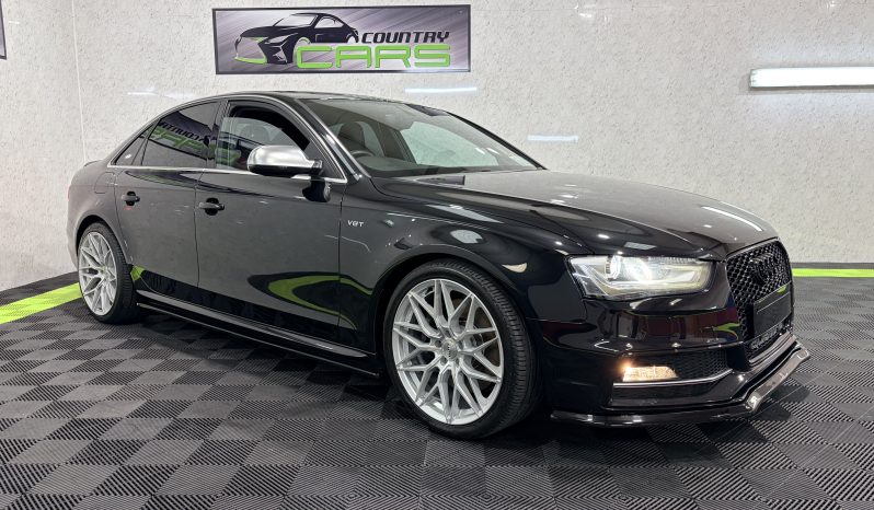 
								2013 Audi S4 3.0 V6 TFSI Quattro full									
