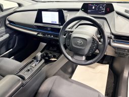 
										2023 Toyota Prius 2.0 Hybrid Auto full									