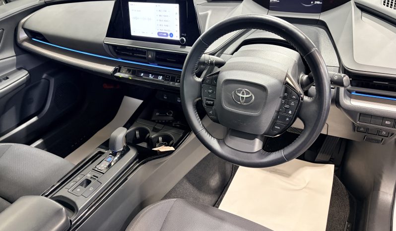 
								2023 Toyota Prius 2.0 Hybrid Auto full									