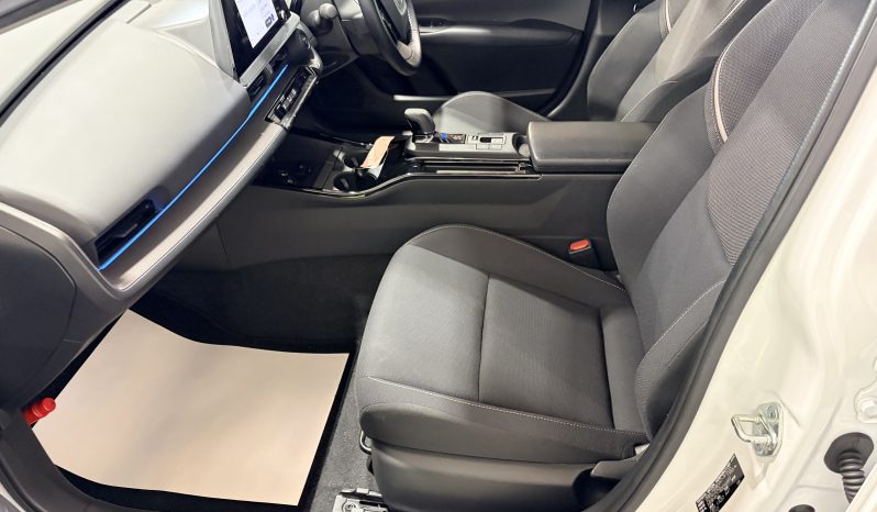 
								2023 Toyota Prius 2.0 Hybrid Auto full									