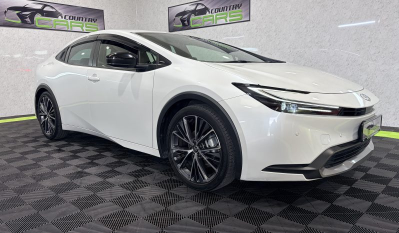 
								2023 Toyota Prius 2.0 Hybrid Auto full									
