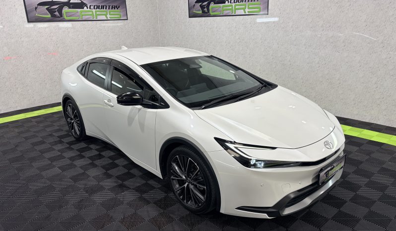 
								2023 Toyota Prius 2.0 Hybrid Auto full									