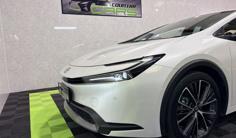 
								2023 Toyota Prius 2.0 Hybrid Auto full									