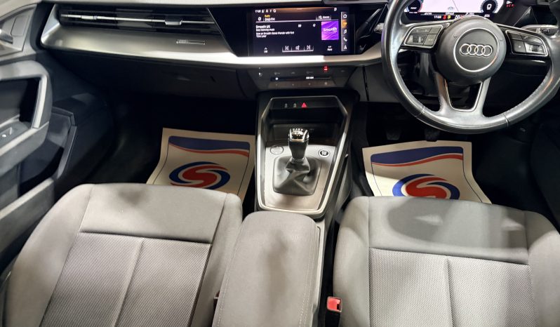 
								2021 Audi A3 Sport 1.5 Tfsi 150 full									