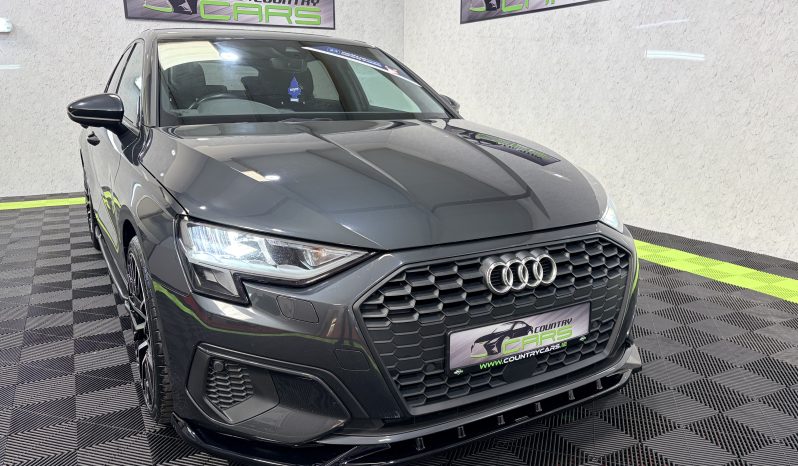 
								2021 Audi A3 Sport 1.5 Tfsi 150 full									