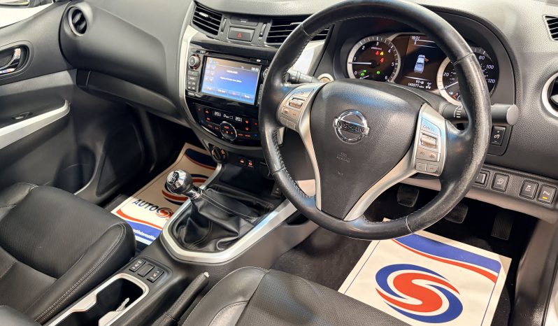 
								2016 Nissan Navara 2.3 DCI Tekna 190 full									