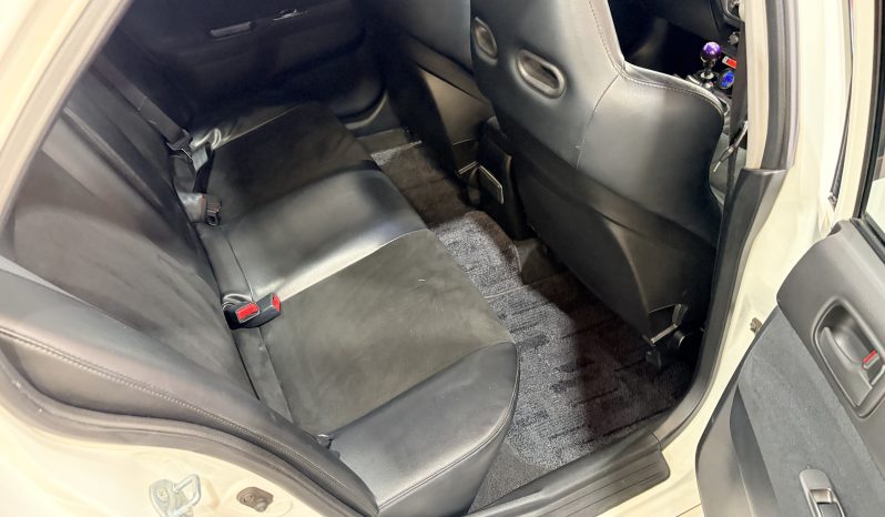 
								2005 Mitsubishi Lancer Evolution IX full									