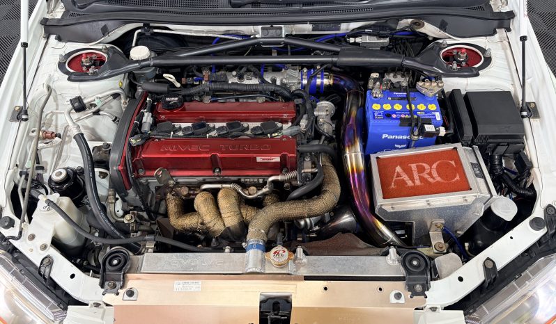 
								2005 Mitsubishi Lancer Evolution IX full									